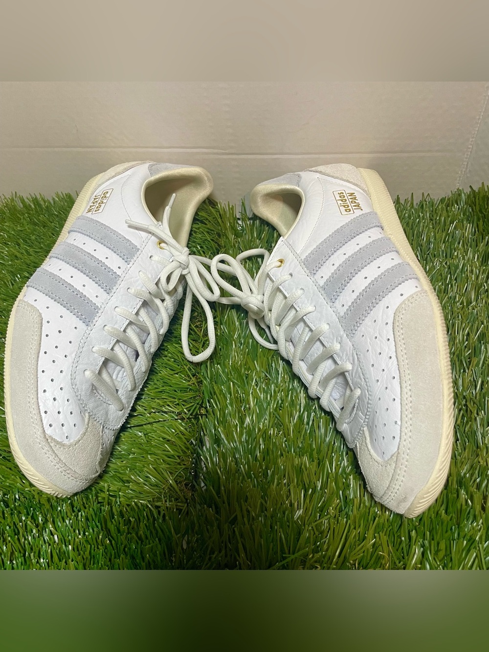 adidas Japan IH1619 White Gray Suede Leather Low Top Sneakers Women’s 9.5